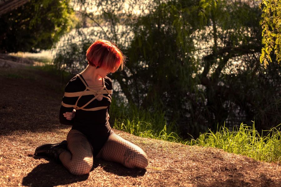 Estableciendo Límites y Palabras Seguras en Shibari: Una Guía Completa